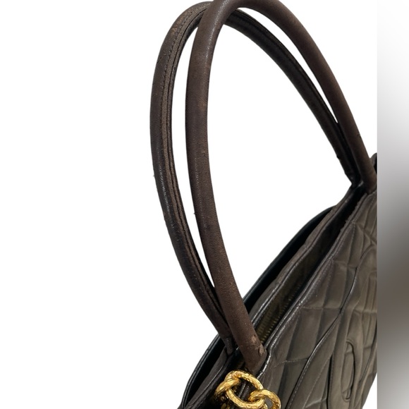 Chanel Medallion Tote - Picture 8 of 17